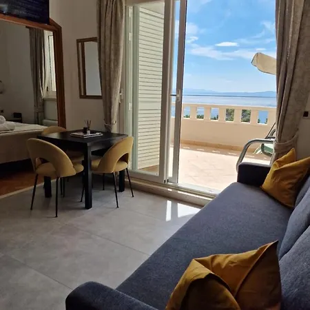 Dalmatino Apartament *