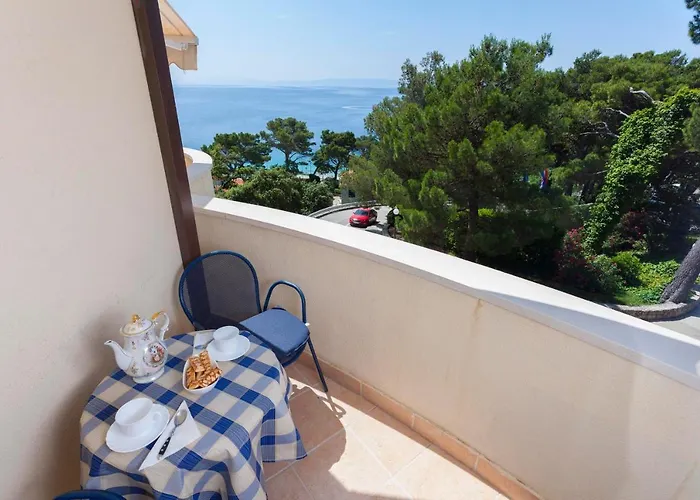 Dalmatino Apartman *